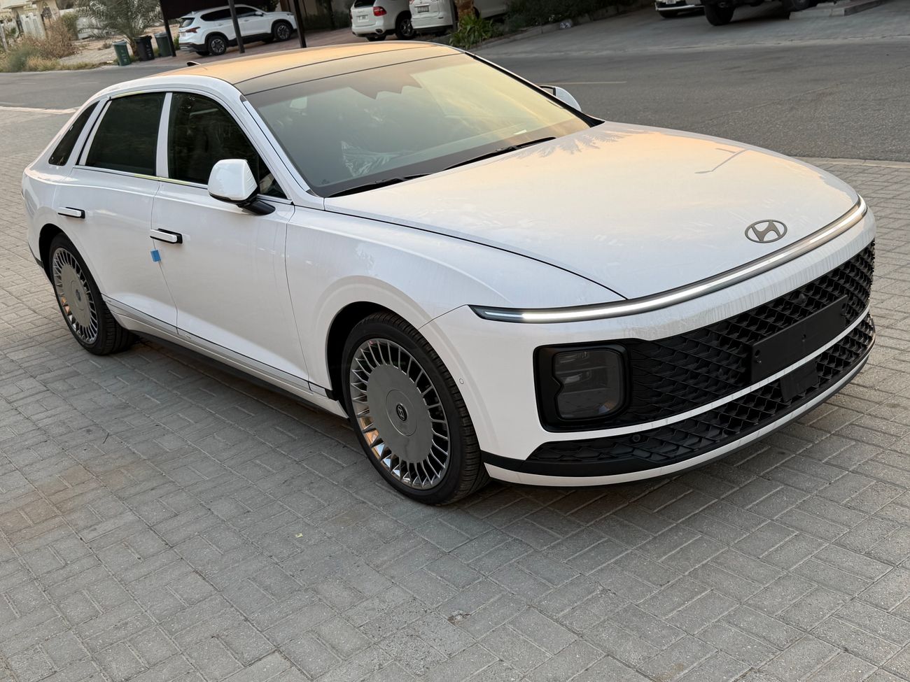 Hyundai Grandeur Calligraphy