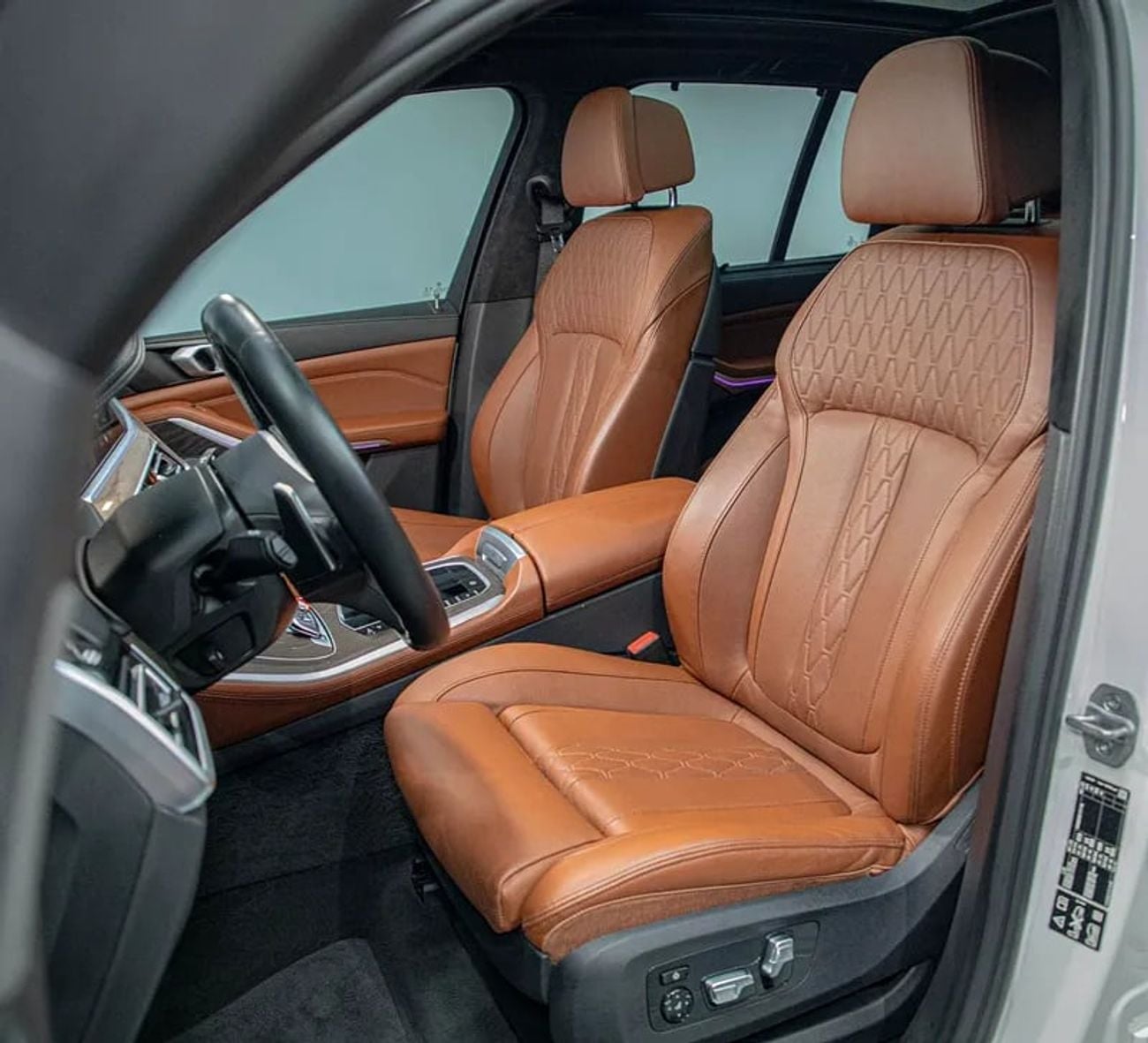 بي أم دبليو X5 M50i 4.4L