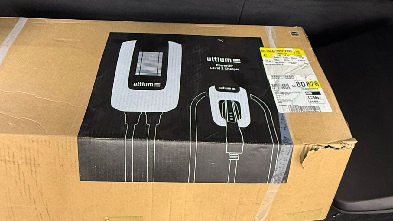 Cadillac Escalade IQ 1,000E4 | American Specs | All-Electric Luxury SUV