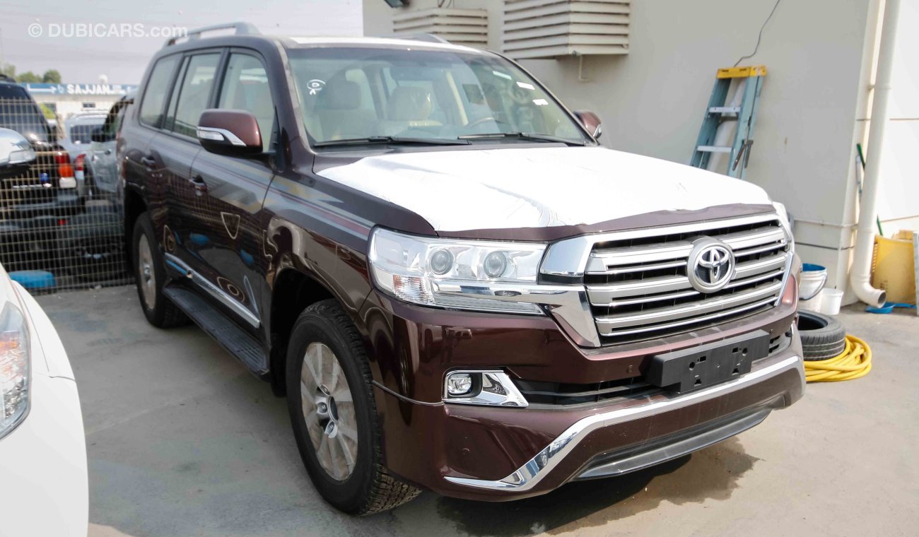 Toyota Land Cruiser GXR V8