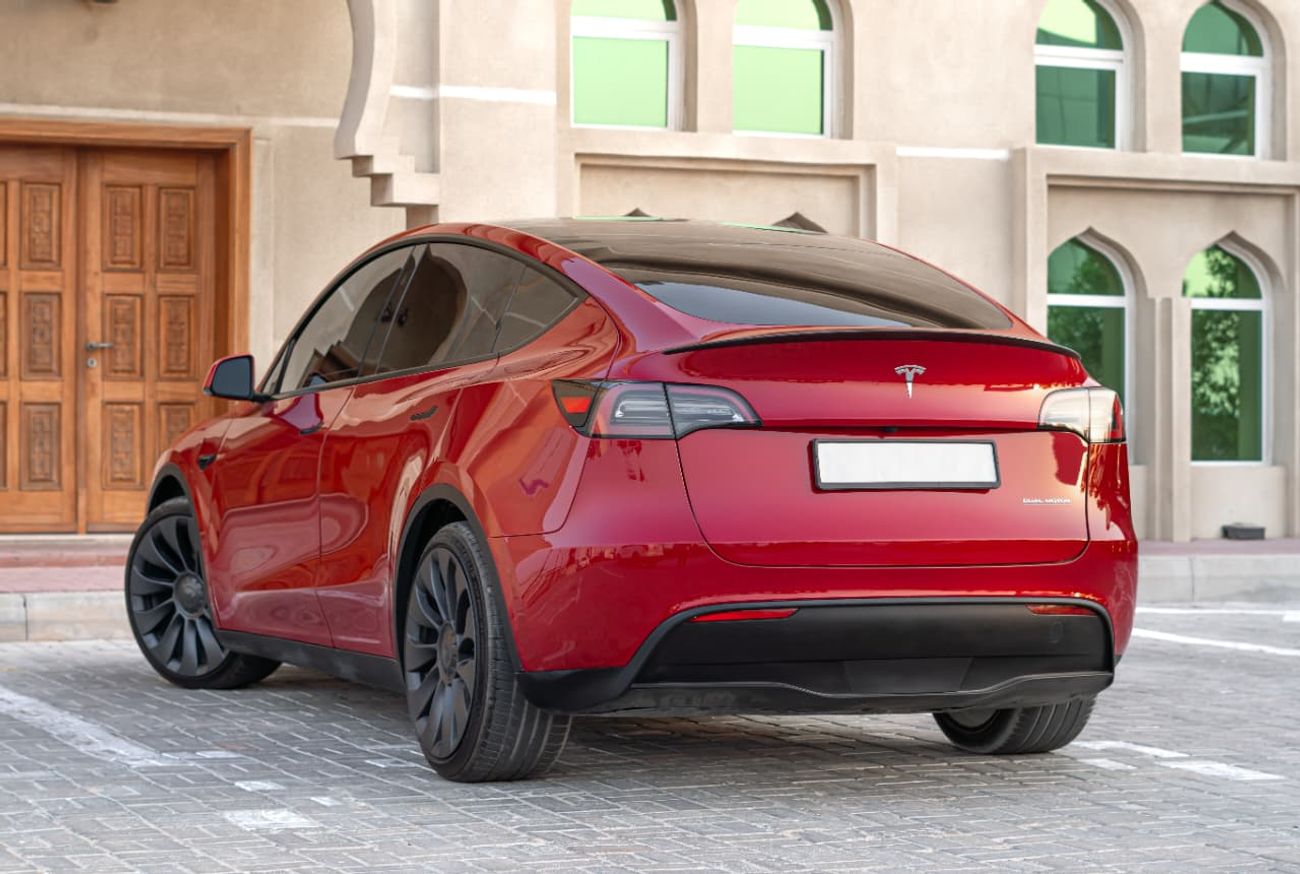 Tesla Model Y Performance (AWD)