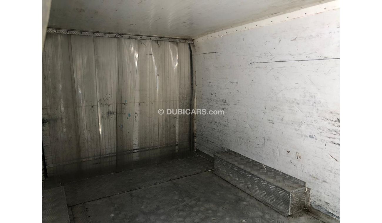 Toyota Hiace 2.7L Petrol, Chiller(Aircomax) Van, +5 Degree Temperature, Mp3, Clean Interior and Exterior-LOT-710