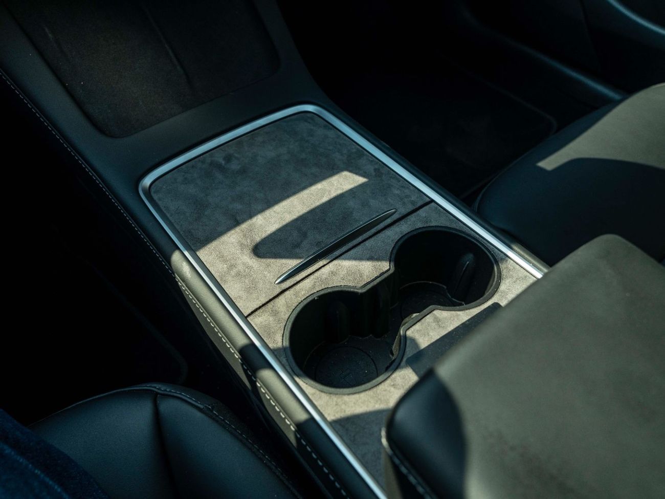 Tesla Model Y AED 2,437 PM • MODEL 3 LONG RANGE • OFFICIAL TESLA BATTERY AND DRIVE UNIT WARRANTY UNTIL 2031