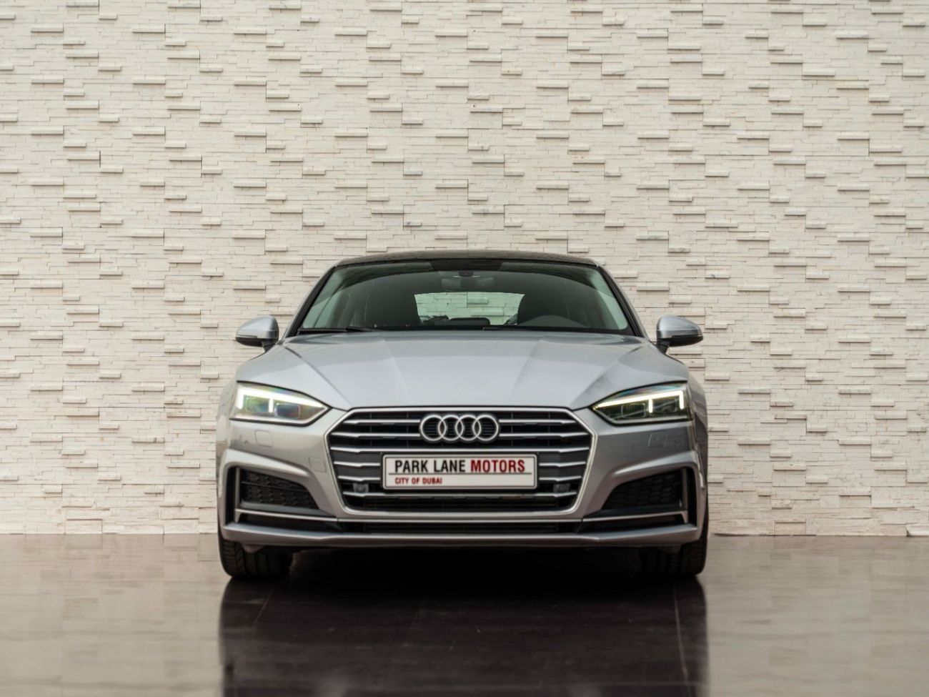 أودي A5 40 TFSI S Line 2.0L (190 HP)