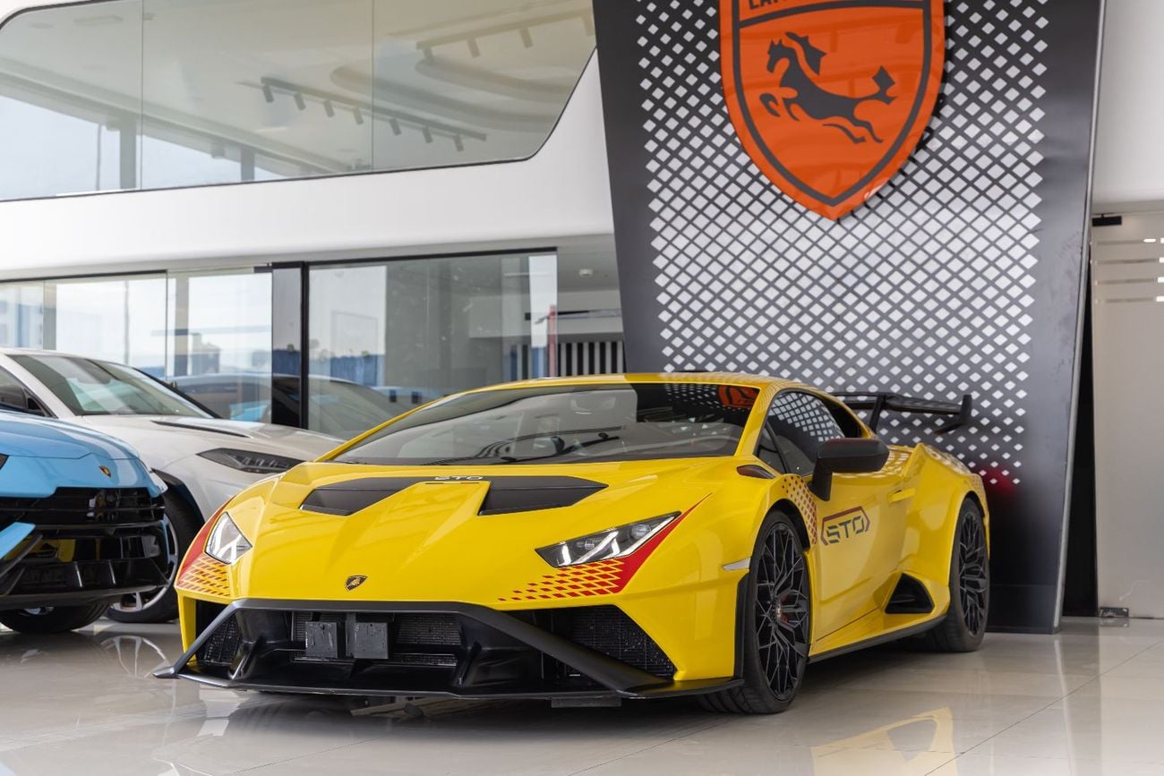 لامبورغيني هوراكان Lamborghini Huracan STO | Warranty Available | 2022