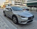 إنفينيتي Q 30 لوكس