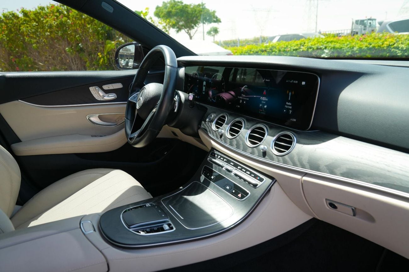 Mercedes Benz E200