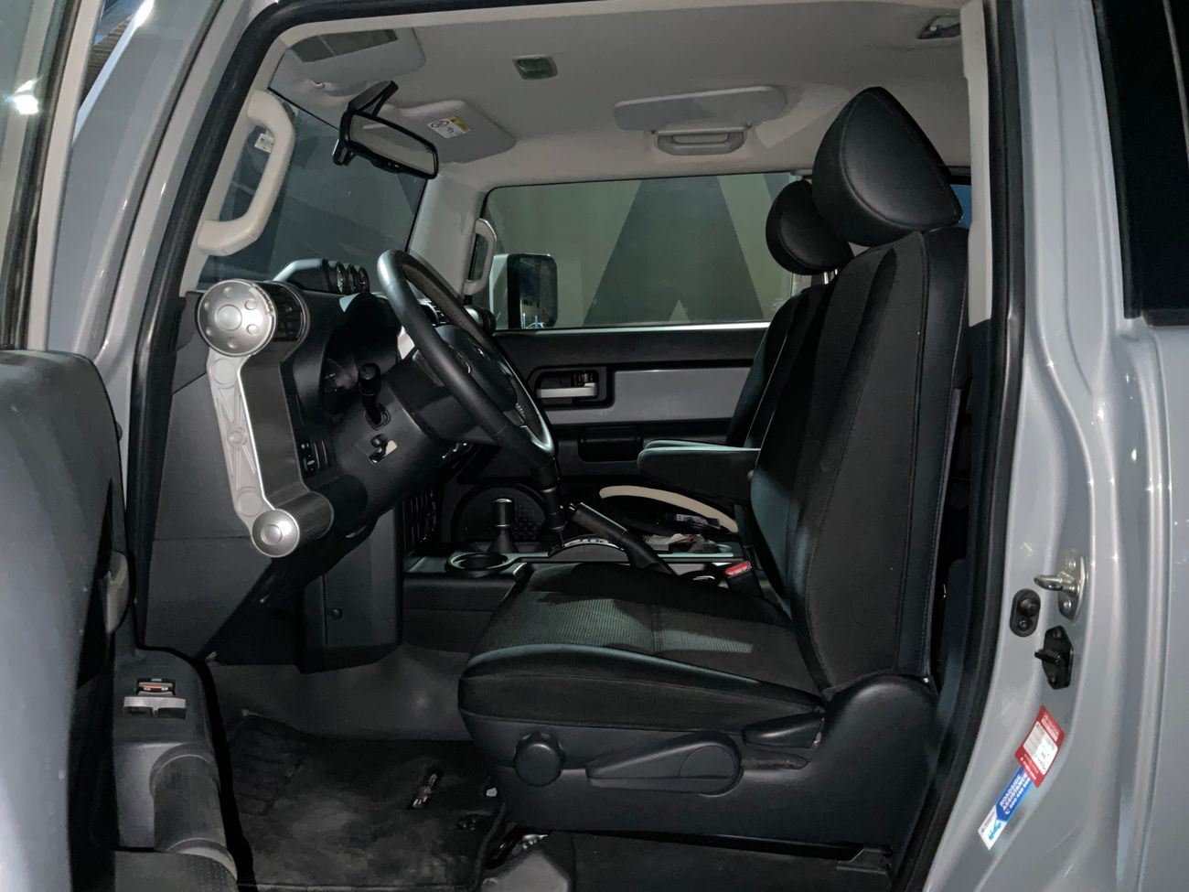 تويوتا إف جي كروزر VXR | شامل الضمان | 0 ﺪﻔﻋﺓ ﺃﻮﻟﻯ