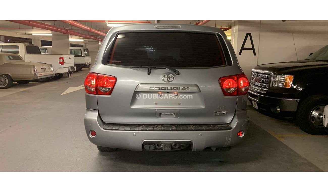 Toyota Sequoia 5,7  4*4