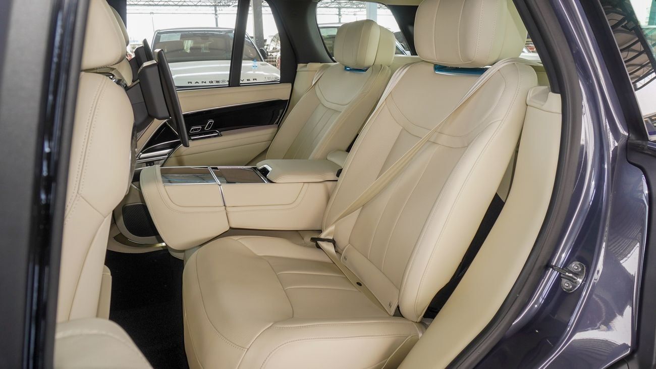 Land Rover Range Rover Range Rover P530 4.4P MHEV V8 Autobiography AWD Aut. GCC Spec (For Local plus 10%)