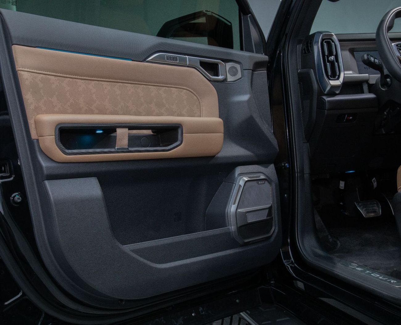 Jetour T2 Luxury Widebody