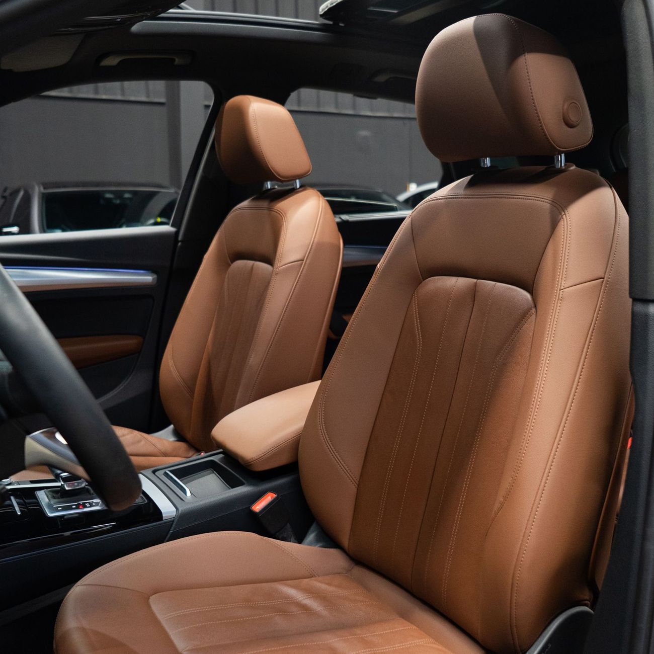 Audi Q5 45 TFSI Quattro 2.0L AED 2,394 pm • 0% Downpayment • Audi Q5 45TFSI Quattro • 1 Year Warranty