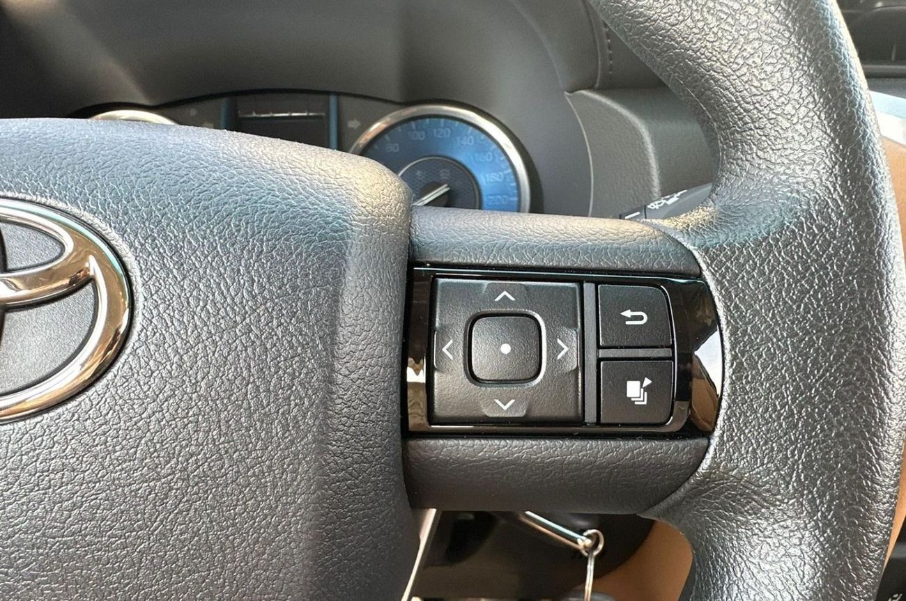 تويوتا فورتونر 2025 Toyota Fortuner 4x4 2.4L Diesel AT