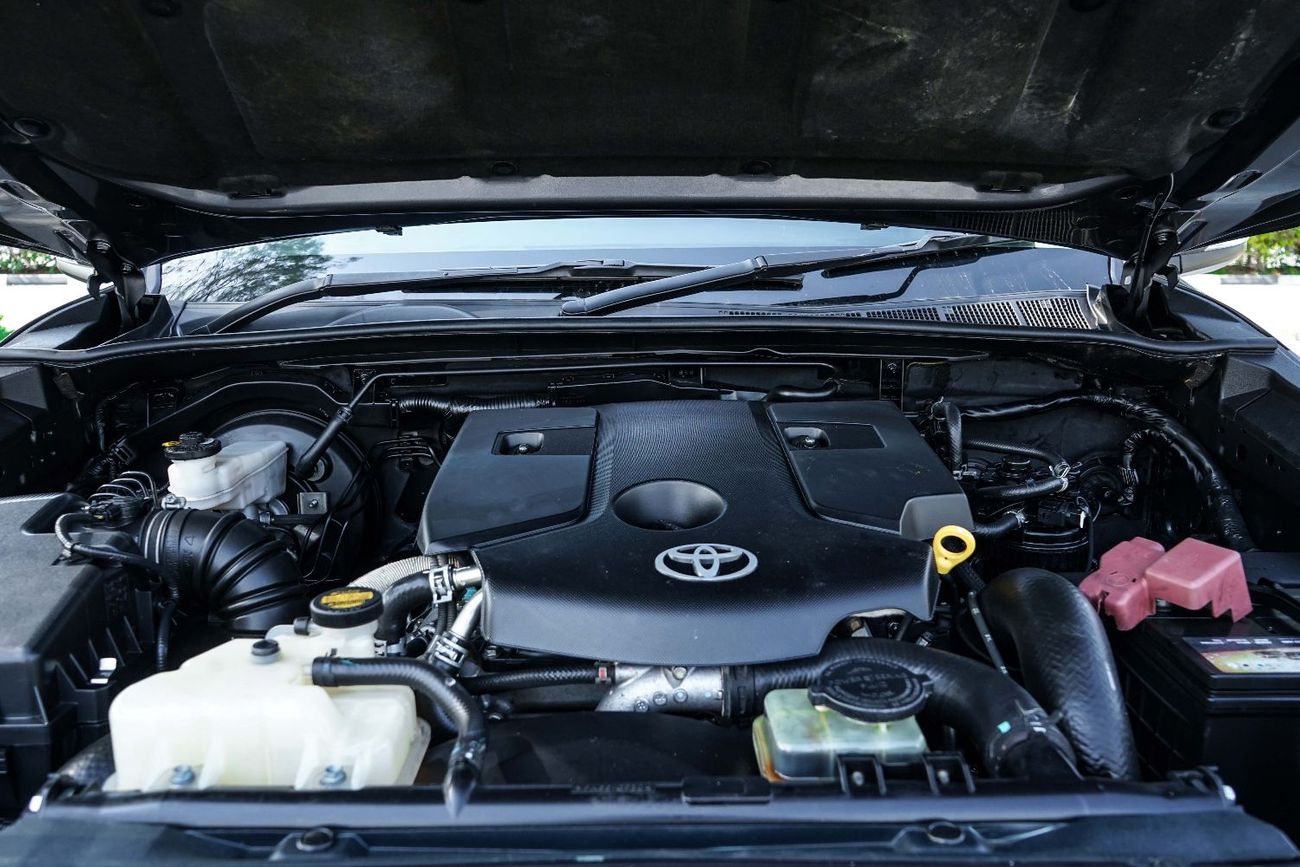 تويوتا هيلوكس The Toyota Hilux is a legendary, tough, and versatile pickup truck known for its reliability and off