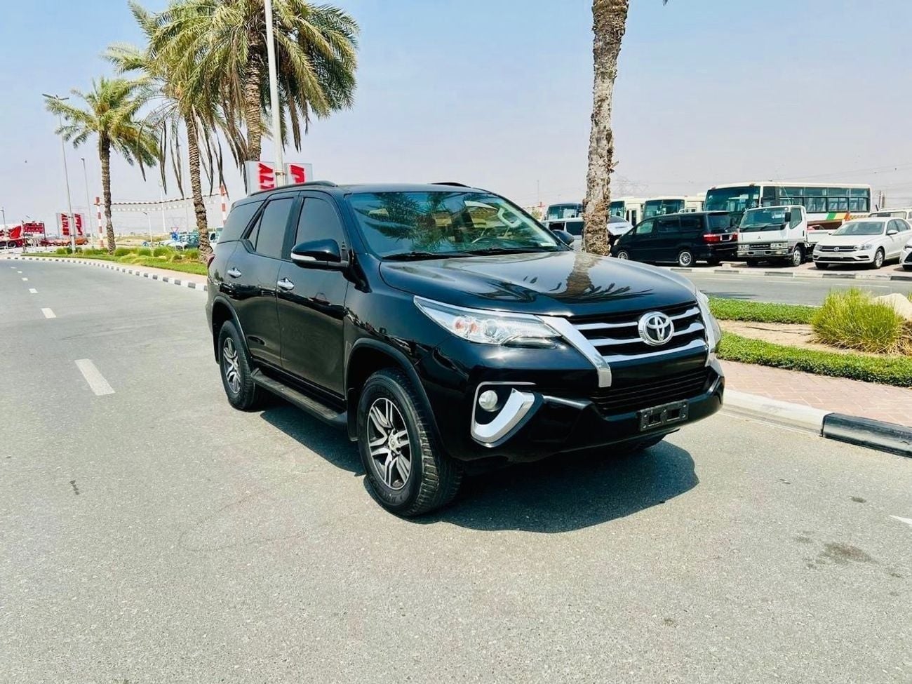 تويوتا فورتونر EXR 2.7L (164 HP) Toyota fortuner V4 2.7 clean and nice