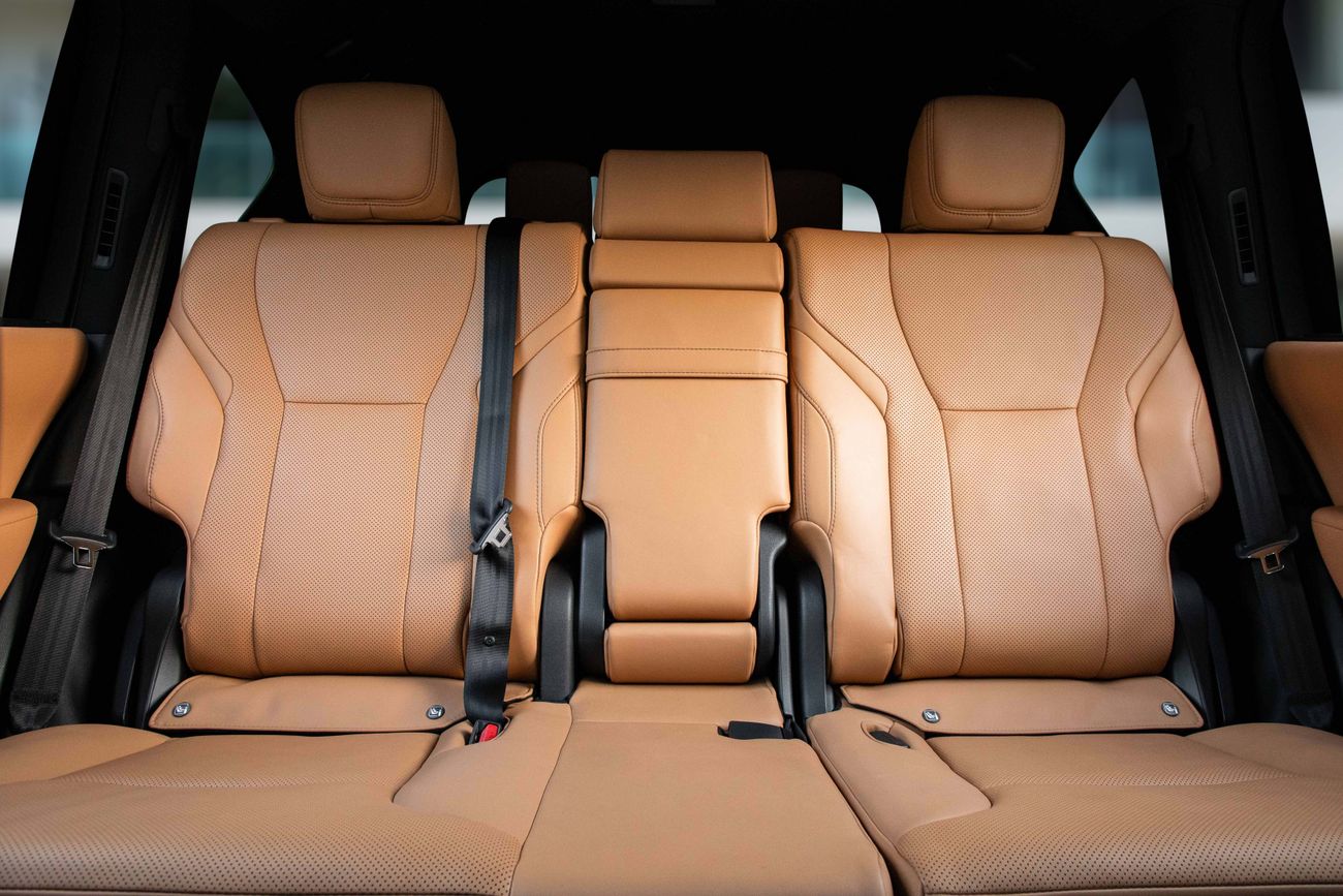 Lexus LX 600 LX 600 Signature | 8,813 P.M | 0% Downpayment | Lexus Warranty!