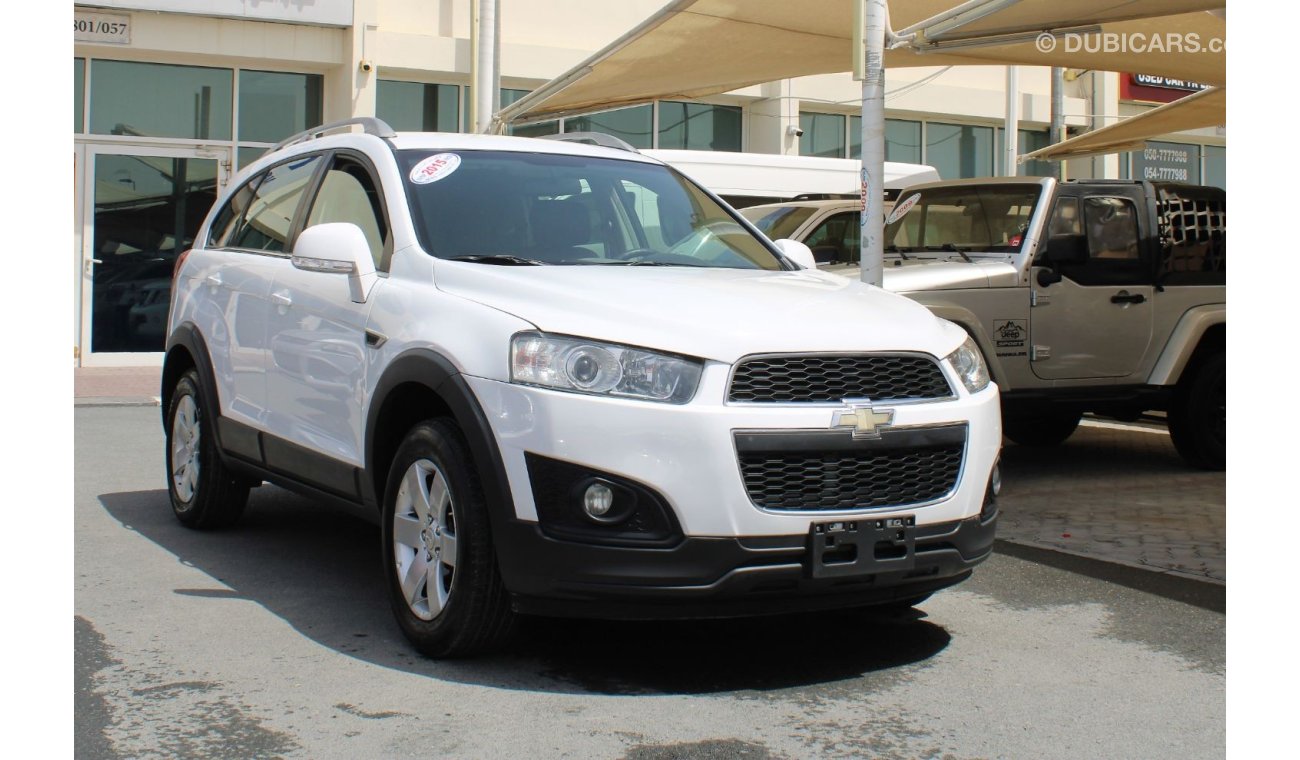 Chevrolet Captiva LT ACCIDENTS FREE - GCC - CAR IS IN PERFECT CONDITION INSIDE OUT