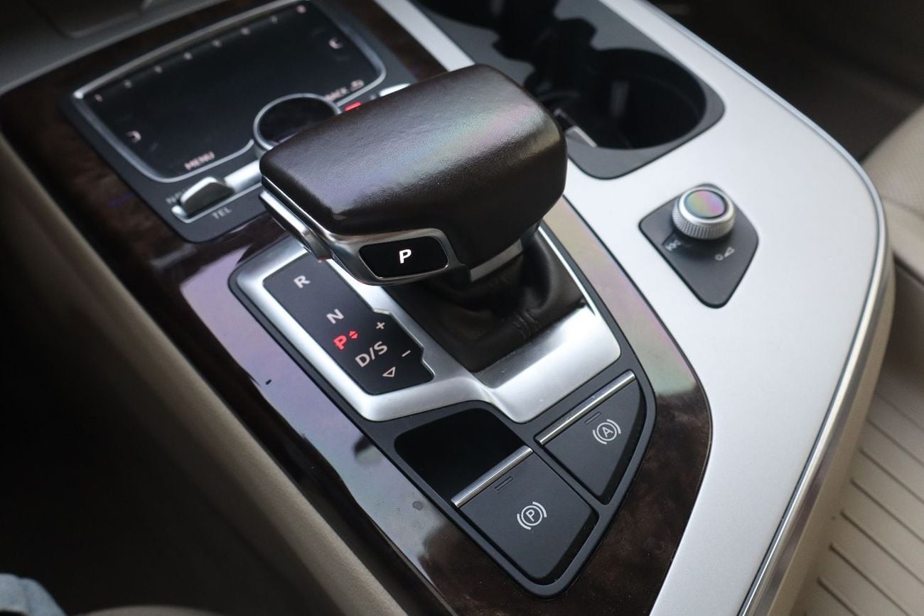 أودي Q7 55 TFSI