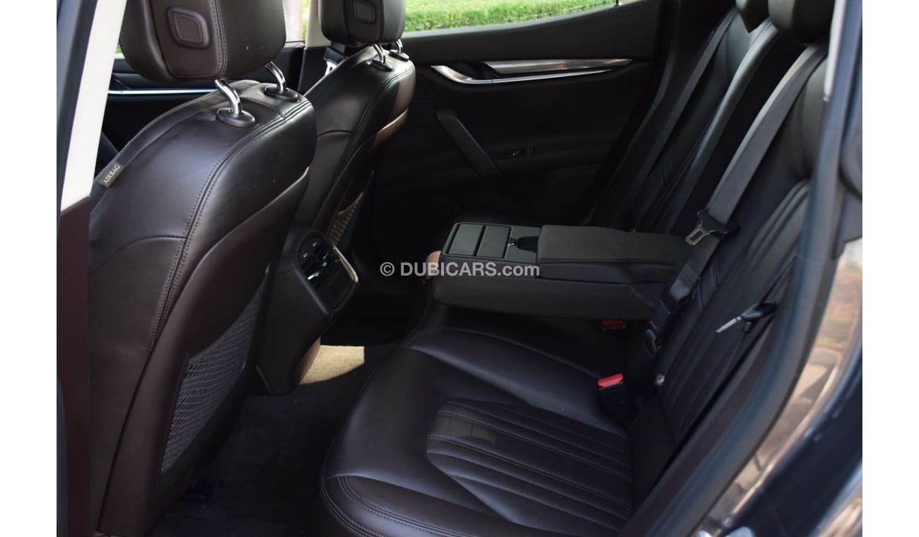 مازيراتي جيبلي Std Std