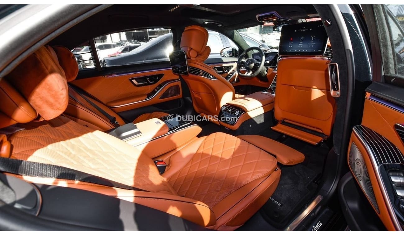 مرسيدس بنز S 580 Mercedes Benz S 580 Emerald green | 4Matic V8 | HUD | Pilot Seats Fully Loaded REAR AXLE STEERING |