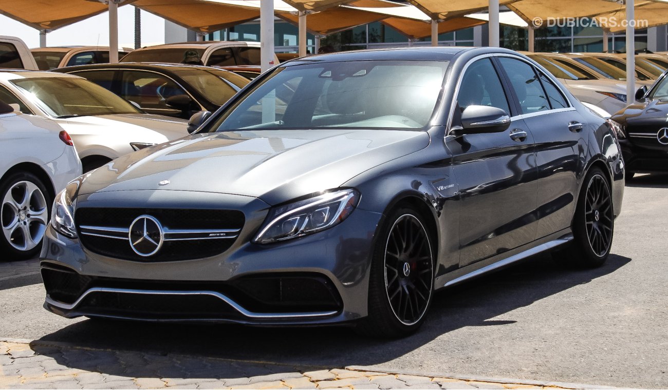 Mercedes-Benz C 63 AMG S، One year free comprehensive warranty in all brands.