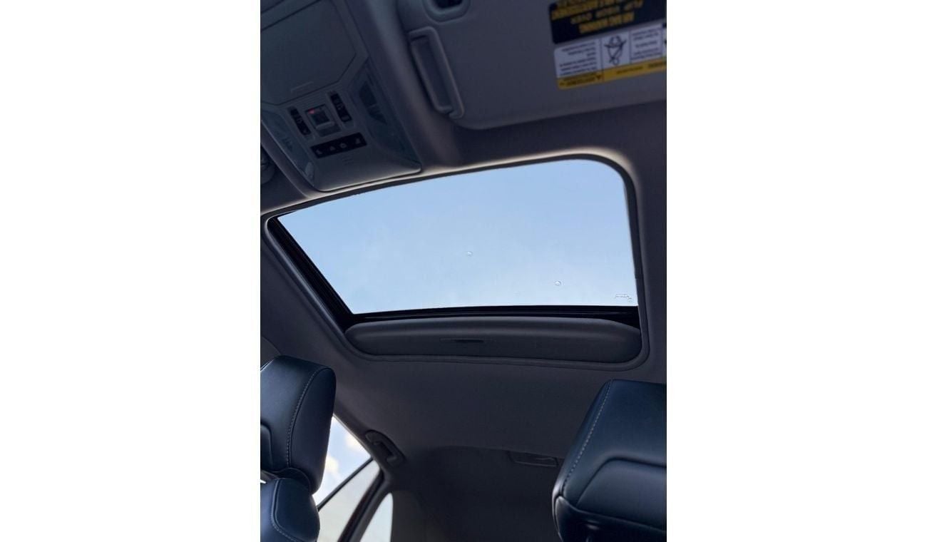 Toyota RAV4 TOYOTA RAV4 XLE premium Full Option