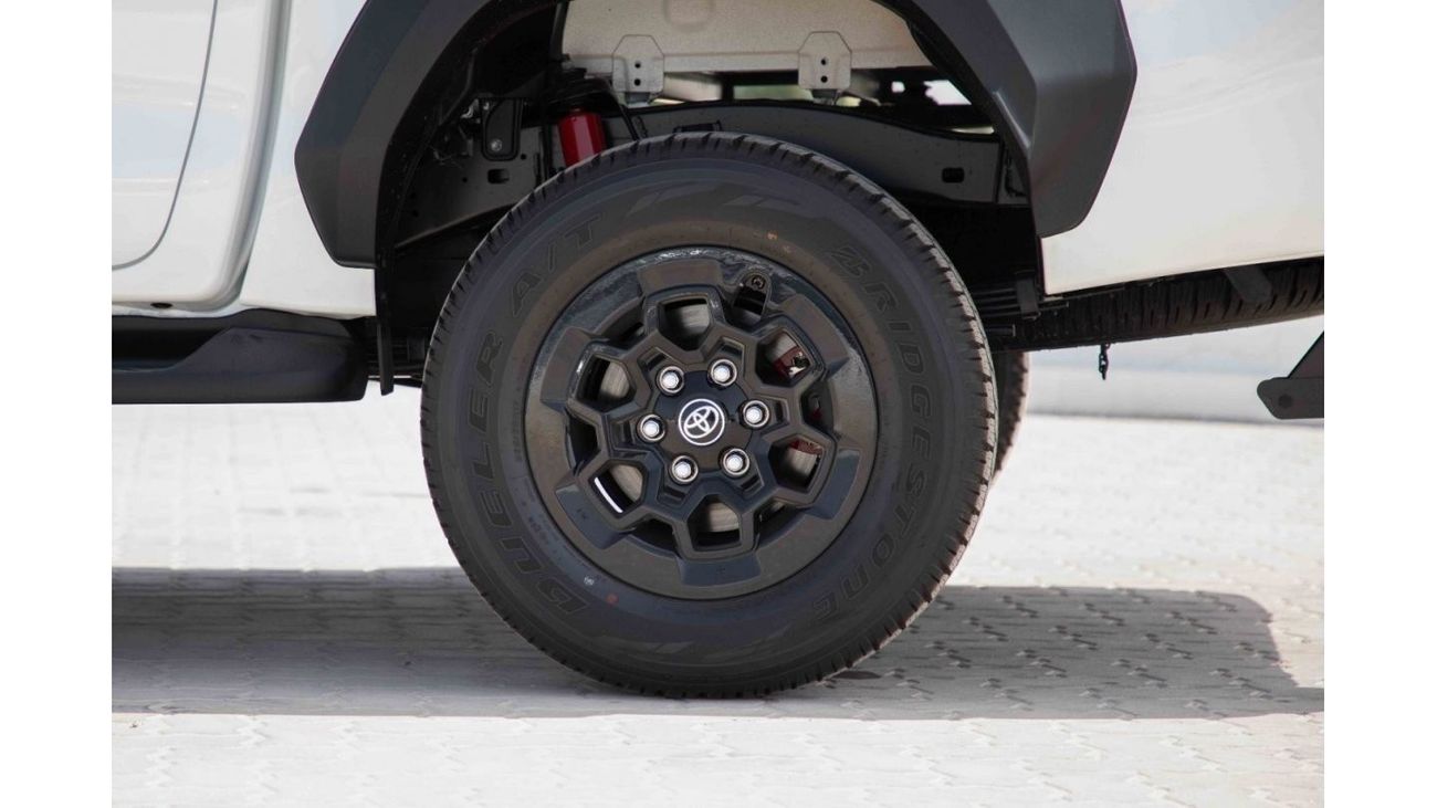 Toyota Hilux 2023 Toyota Hilux 4.0 GR-Sport - White Pearl Inside Black | Export Only