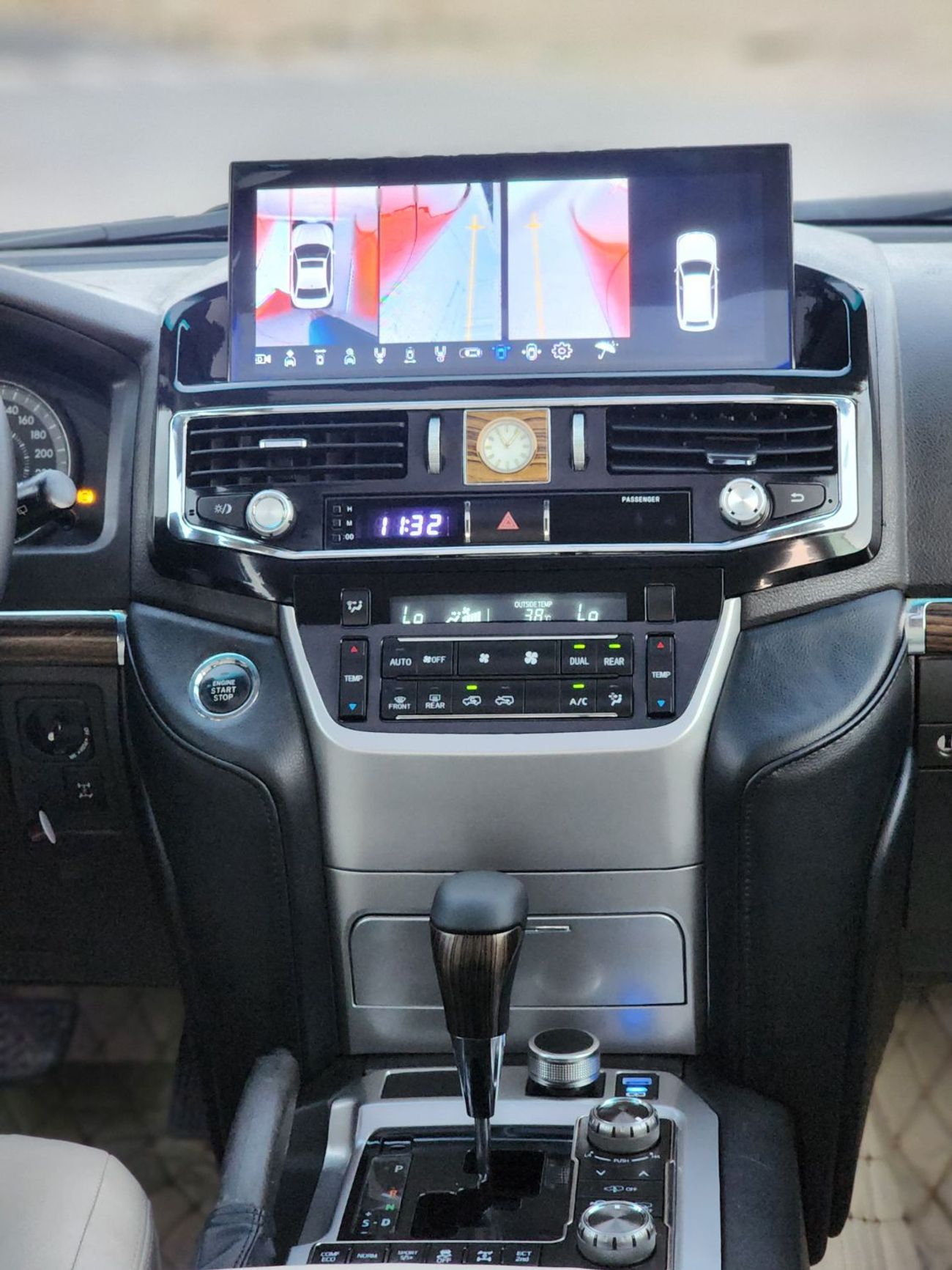 تويوتا لاند كروزر GX.R V8 upgrade 2023