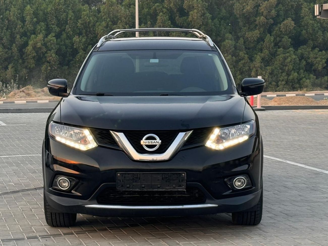 Nissan Rogue very good condition inside and outside