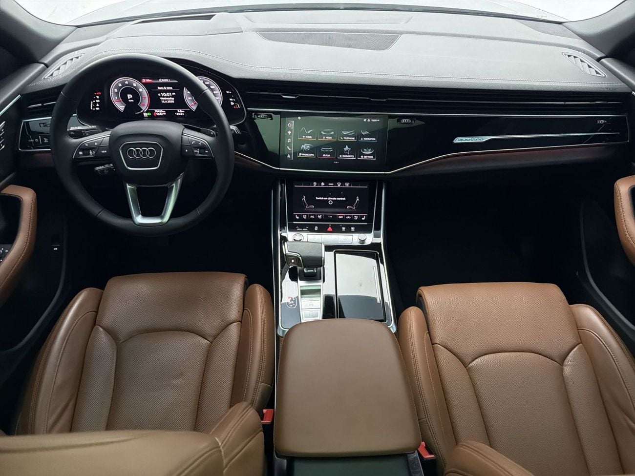 أودي Q8 55 TFSI quattro (340 HP) Q8 55 TFSI quat 340hp Luxury (Ref# 38605)