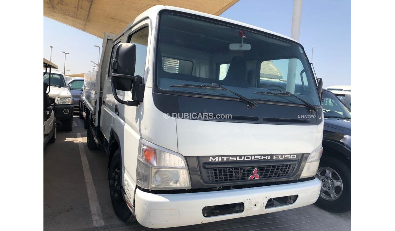 Mitsubishi Fuso Canter d/c pick up,model:2014.Excellent condition