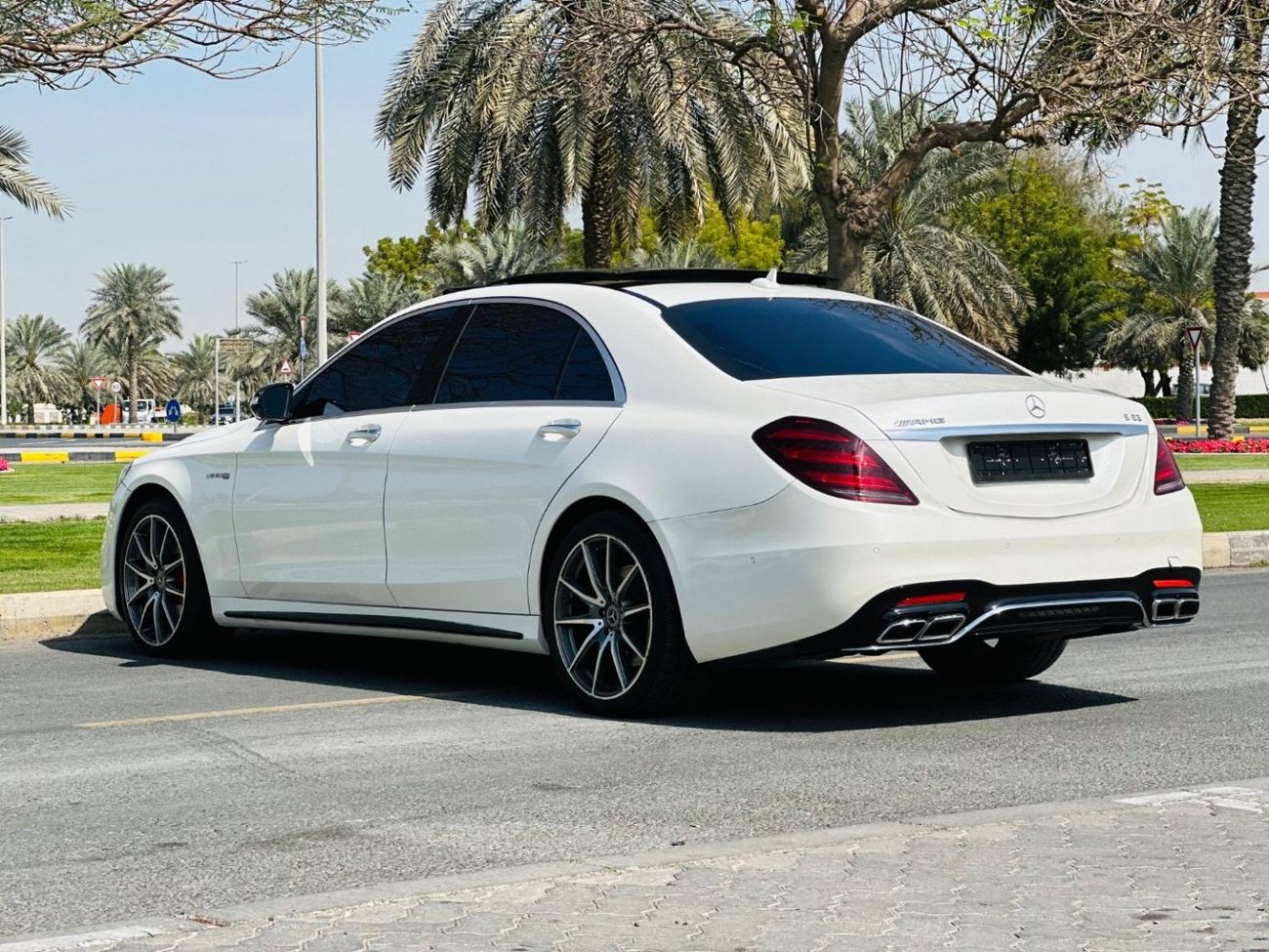 مرسيدس بنز S 550 MERCEDES S550 MODEL 2015 KIT 63 MODEL 2020 FULL OPTION