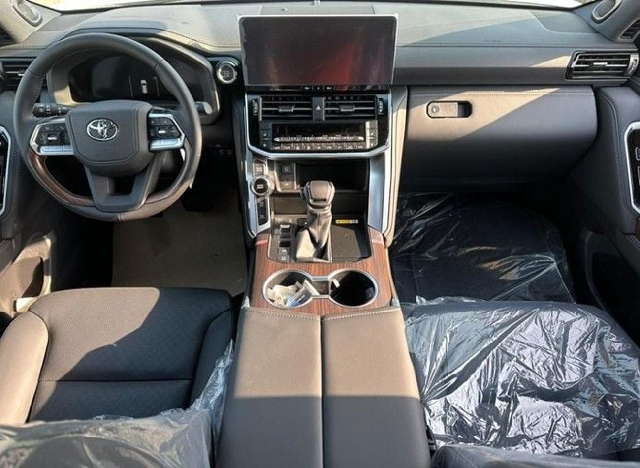 Toyota Land Cruiser 2026 Toyota Land Cruiser LC300 VX (High-Option with Radar) 3.5L V6 Twin Turbo Petrol A/T 4WD Export
