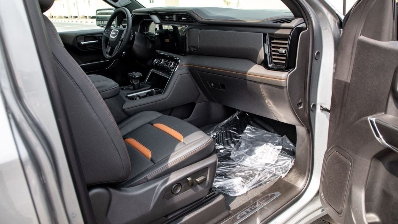 GMC Sierra Regular Cab 2-Doors AT4 5.3 V8.3 Years Warranty&Service. For Local Registration +5%