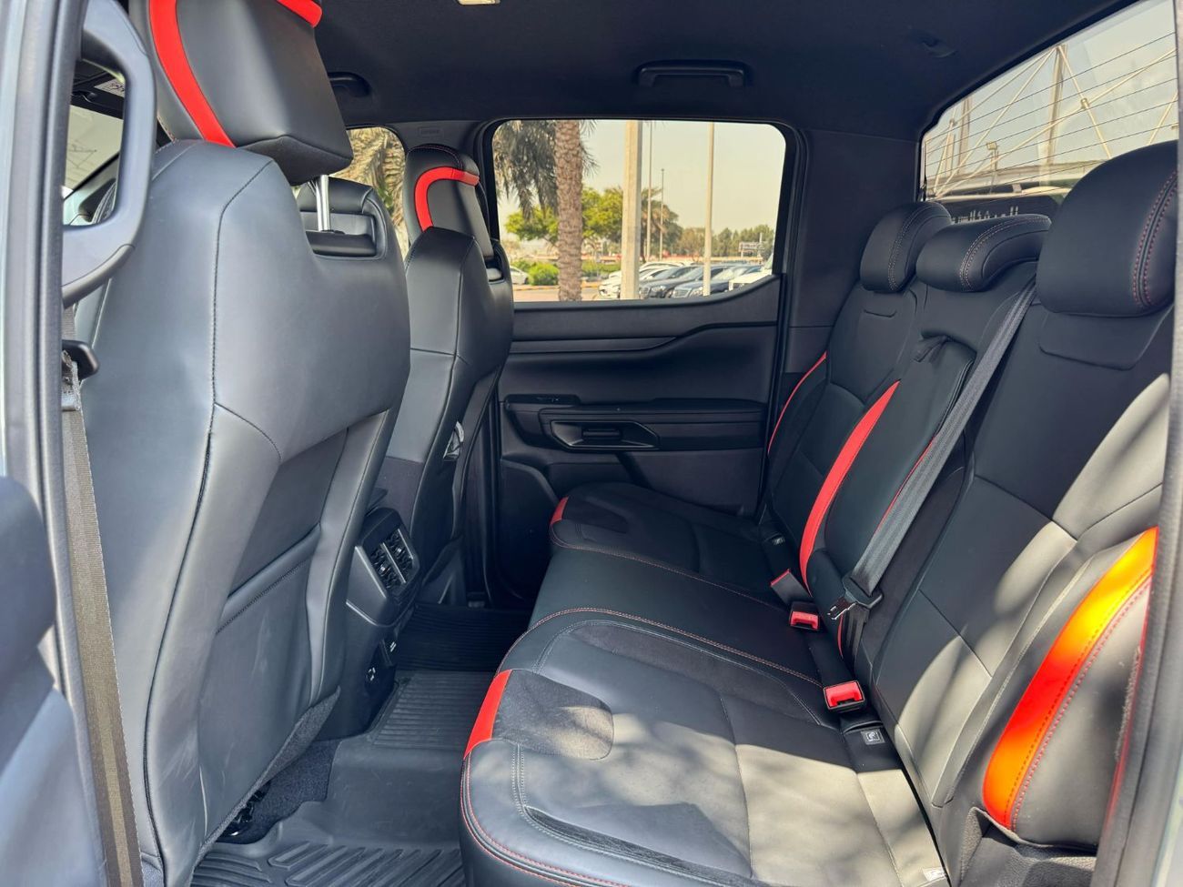 Ford Ranger Raptor GCC SPEC UNDER WARRANTY AND SERVICE CONTRACT