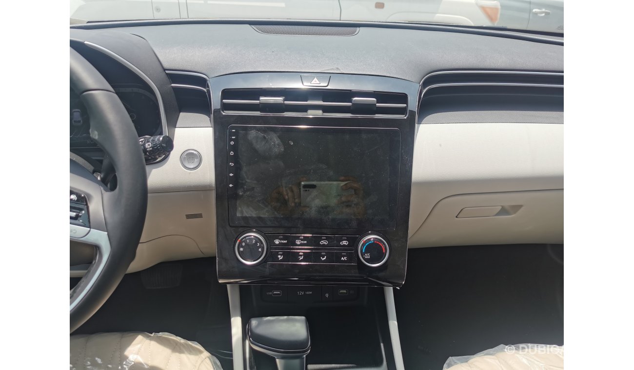 هيونداي توسون 1.6L, 18" Rim, Leather Seats, DVD, Rear Camera, Passenger Power Seat, Auto Trunk Door (CODE # HTS10)