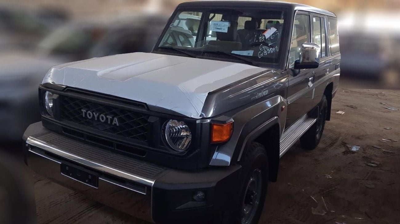 Toyota Land Cruiser 70 2026 Toyota Land Cruiser LC76 4.0L MT Petrol (with Diff lock)