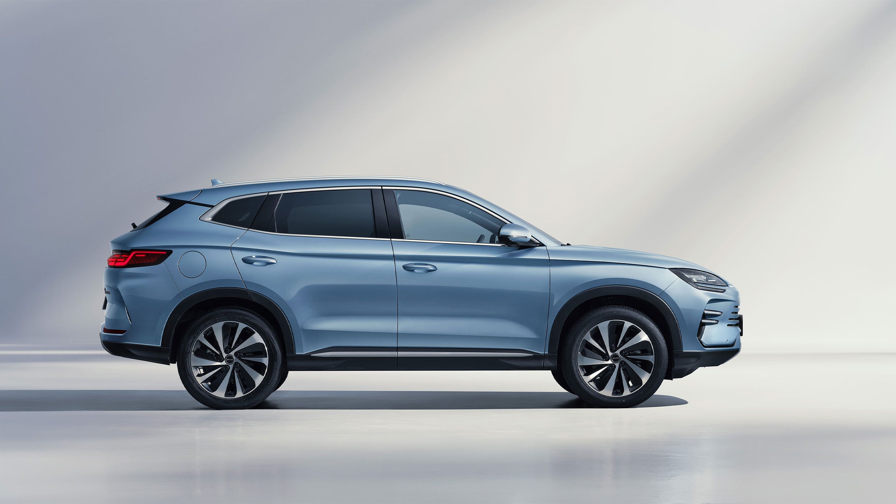 BYD Song Plus exterior - Side Profile