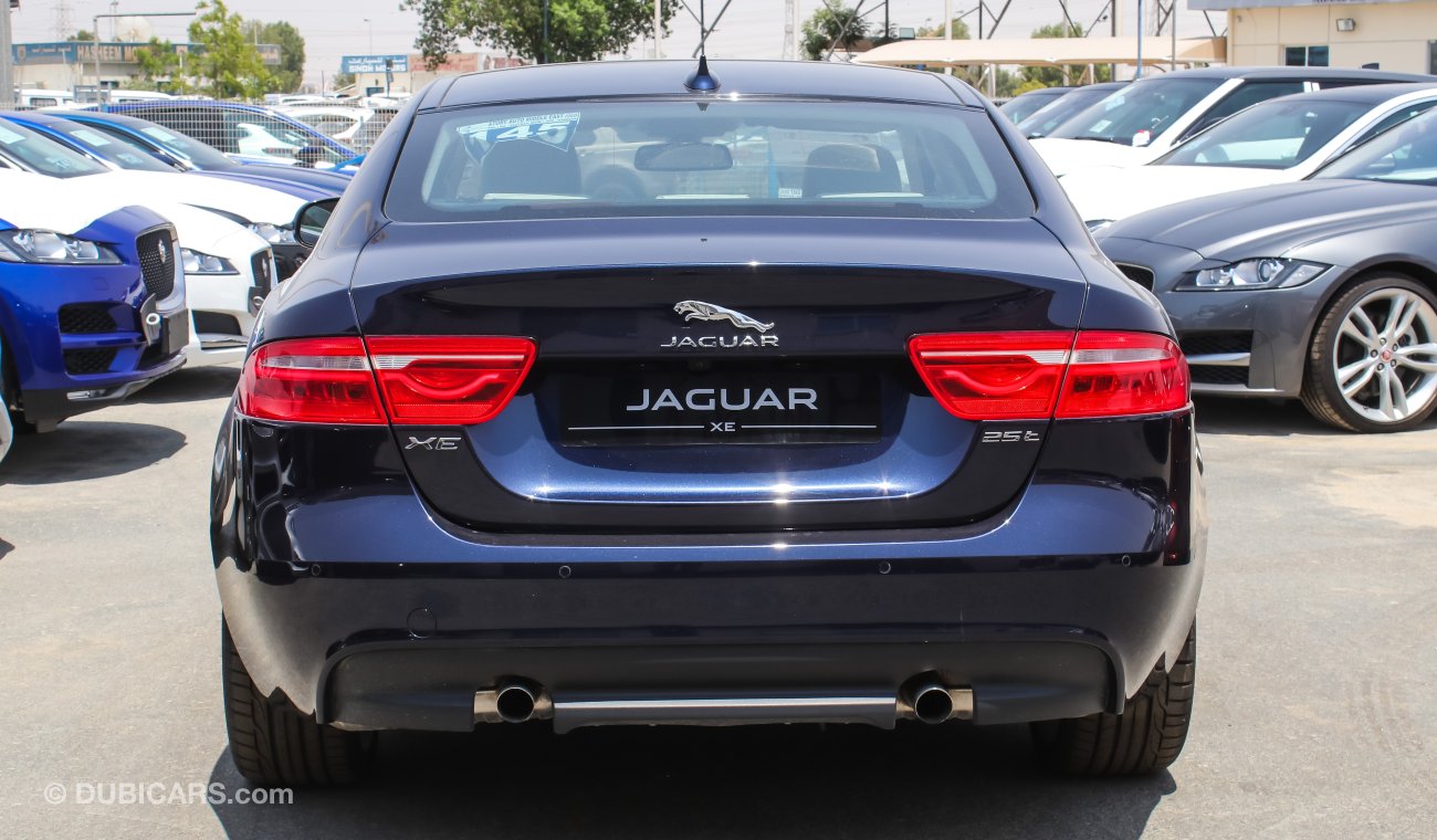 Jaguar XE 2.0 I4P GTDI Portfolio Aut