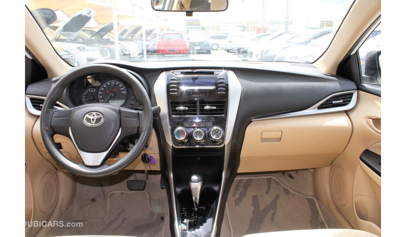 Toyota Yaris SE ACCIDENTS FREE - GCC - CAR IS IN PERFECT CONDITION INSIDE OUT