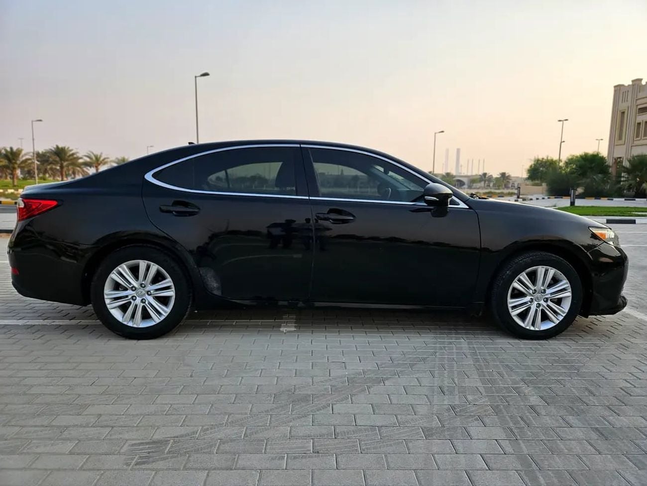لكزس ES 350 ES 350 | American Specs | Pristine Condition Clean With Low KM