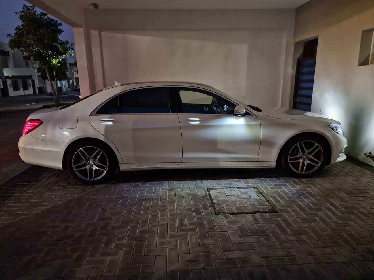 مرسيدس بنز S 550 amg