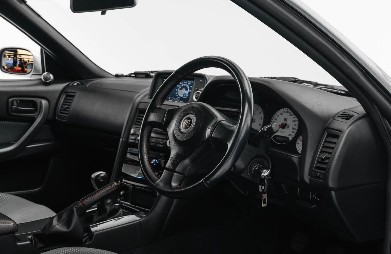 نيسان سكايلاين 2.6L I-6 Turbocharged Engine