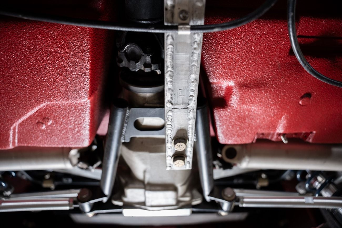 شيفروليه كورفت Stingray GM502 Hogan Intake 5 Speed Pro Touring Restomod