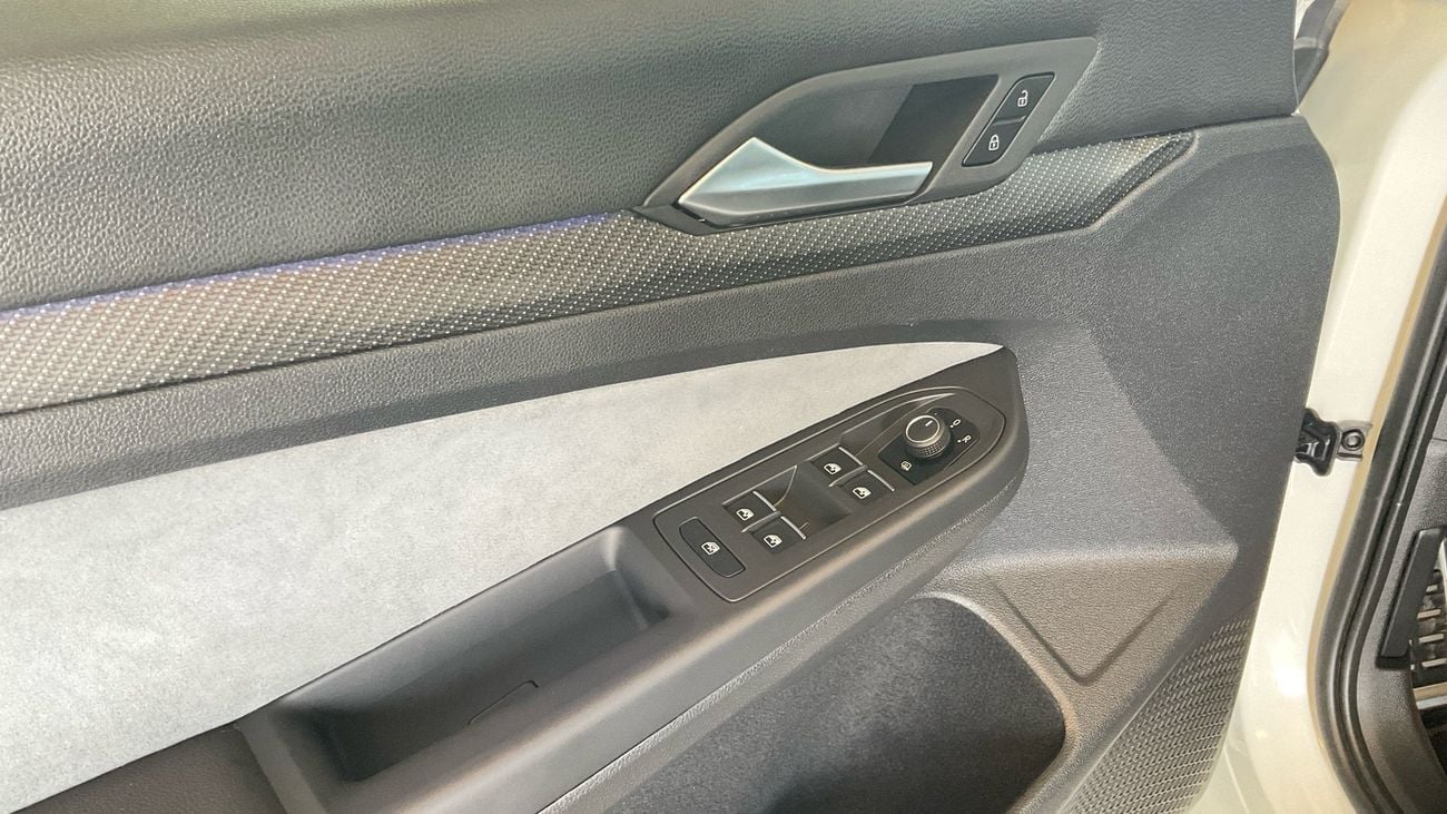 Volkswagen Golf R (Cloth Seats) | Guaranteed Warranty | 0 Down Payment