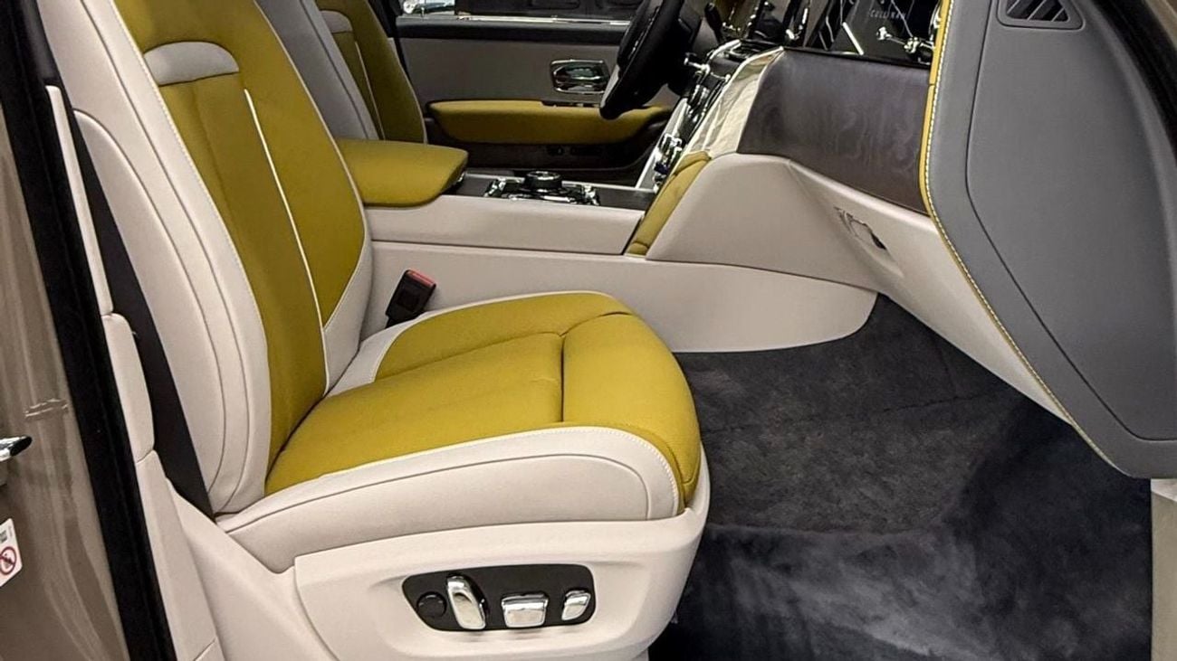 Rolls Royce Cullinan Brand New | European Specs | Special Exterior & Interior Colors