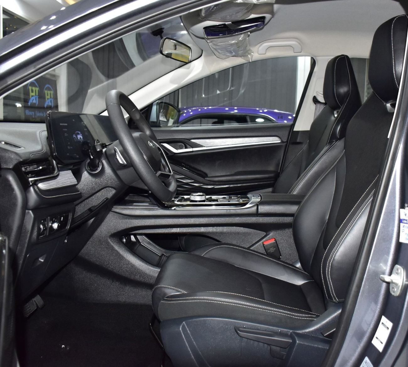 JAC JS6 FLAGSHIP EXCELLENT DEAL for our JAC JS6 ( 2024 Model ) in Grey Color GCC Specs