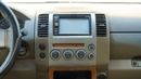 Nissan Pathfinder LE
