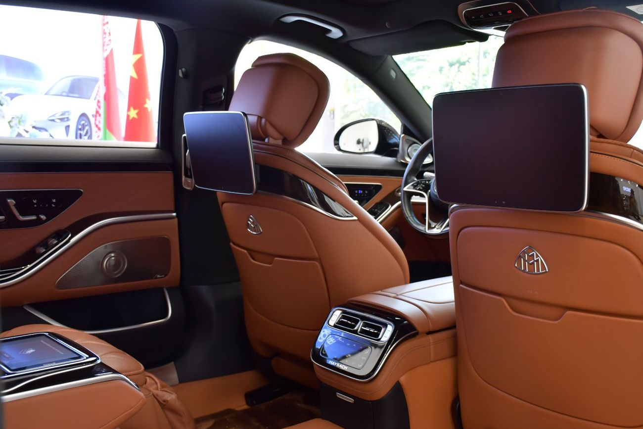 Mercedes Maybach S480 Maybach 