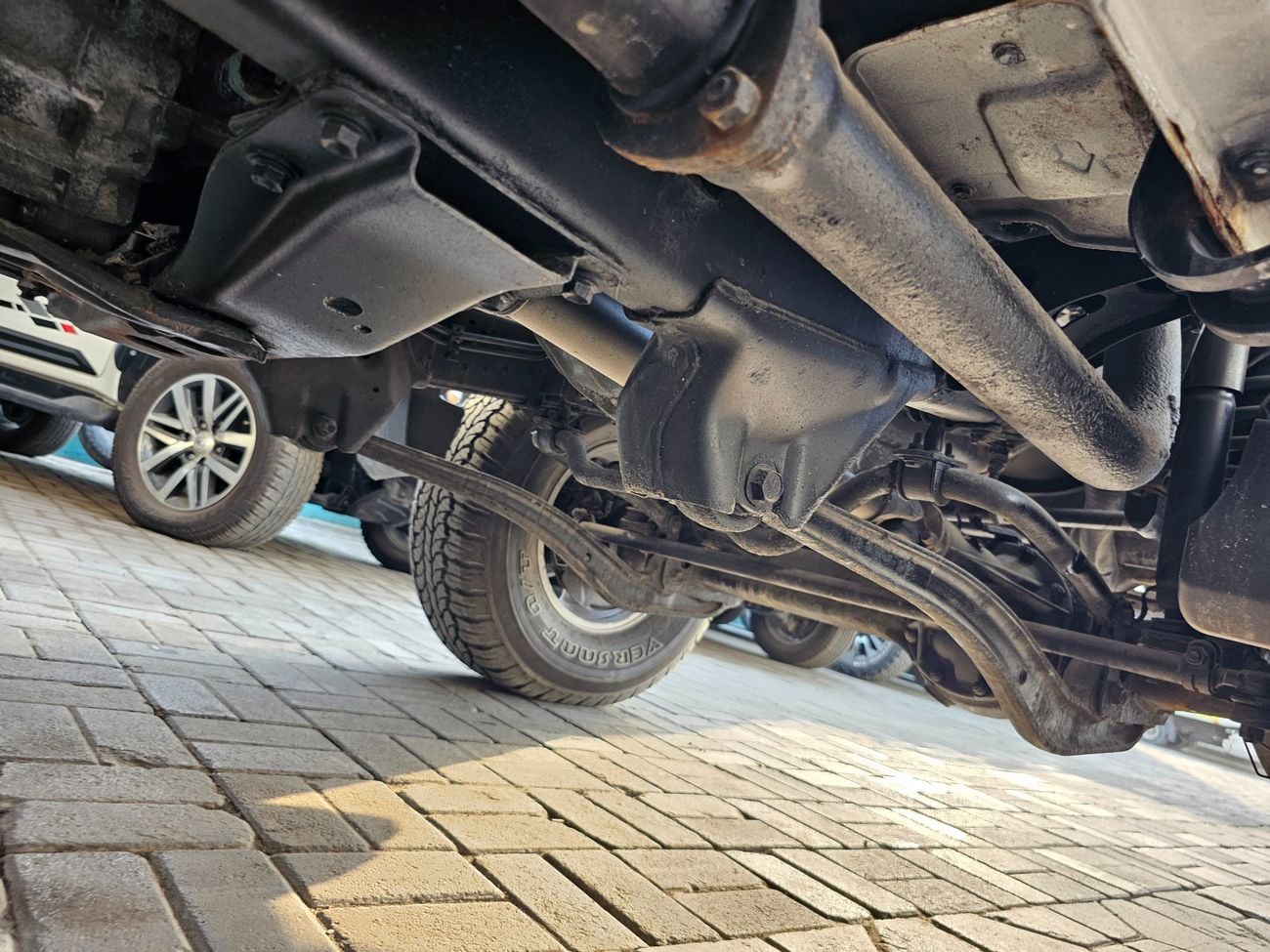 Toyota Land Cruiser Pickup 70 1hz diesel engine 4.2L V6